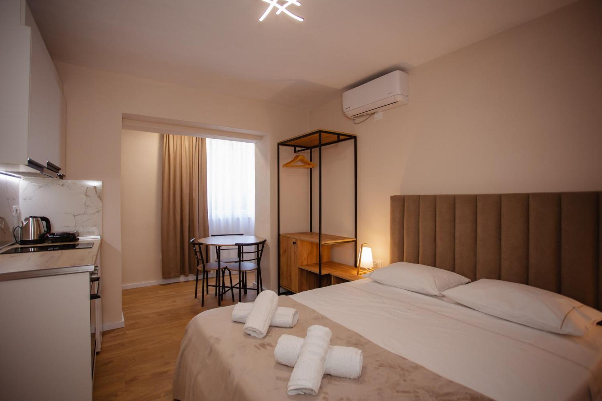 City Center Studio Apartments Shkodër Esterno foto