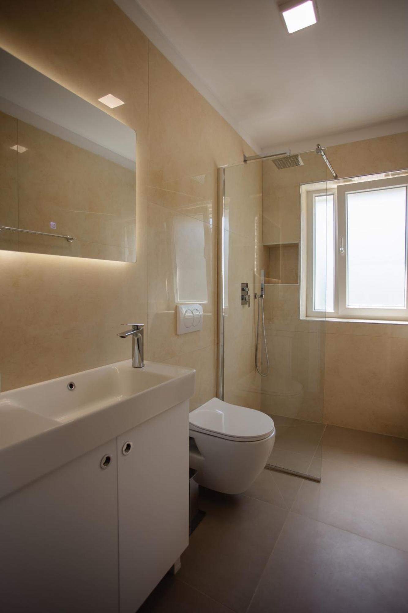 City Center Studio Apartments Shkodër Esterno foto